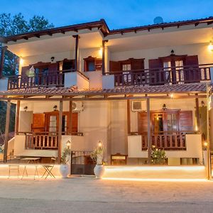 Ostria Hotel